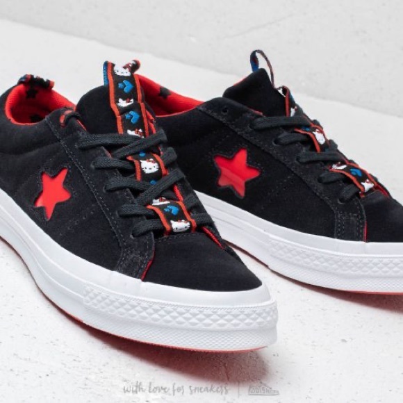 Converse Shoes - NWT Converse x Hello Kitty One Star